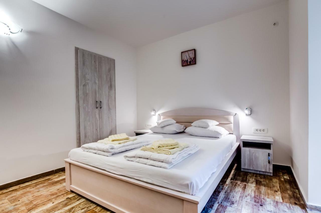 Hotel Sara Котор Стая снимка